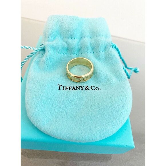 Vintage Tiffany & Co. 18kt Atlas Band Size 5.5 - Picture 2 of 8